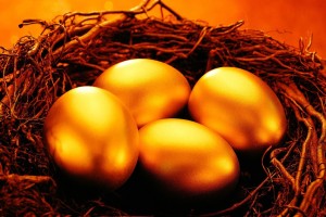 投资黄金该选实物还是衍生品工具？