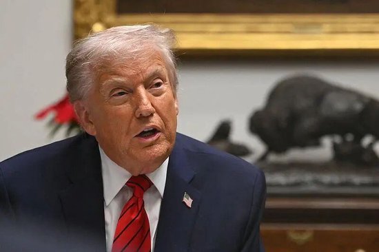 伊朗大范围断网！特朗普：如再有人员死亡，将对伊进行“严厉打击”！“美国可能正准备世界大战	”！油价大涨