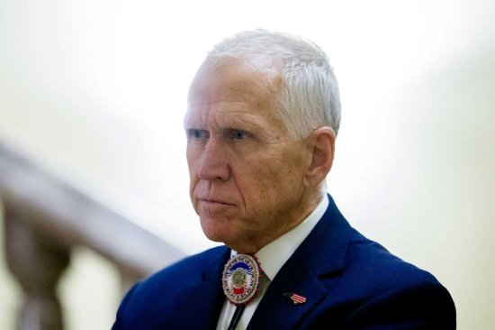 共和党要员抨击对鲍威尔的调查 财长贝森特据报向特朗普警告潜在危害