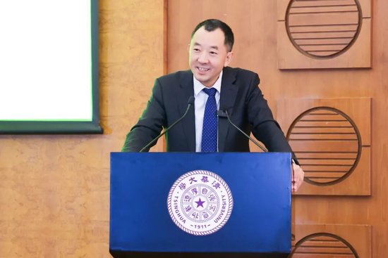 “不再领薪水”！深圳一公益机构创始人发声：将交棒给年轻人！曾被曝年薪超70万