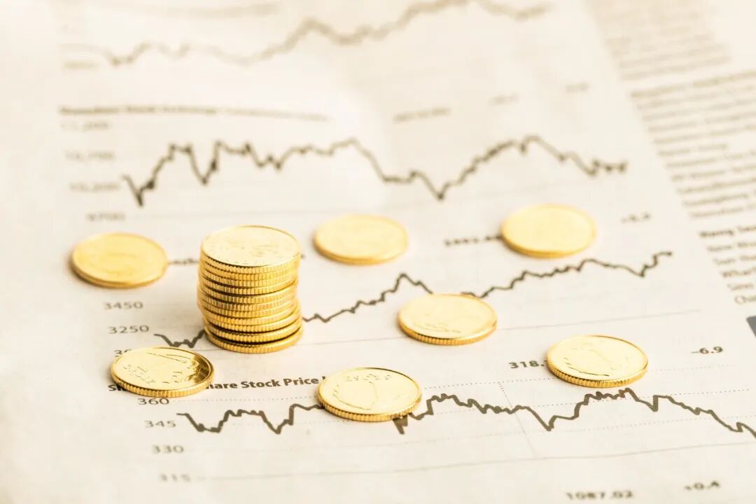 分红率仅10%、管理层薪酬低于行业平均	，国恩股份五年借款46亿元扩张