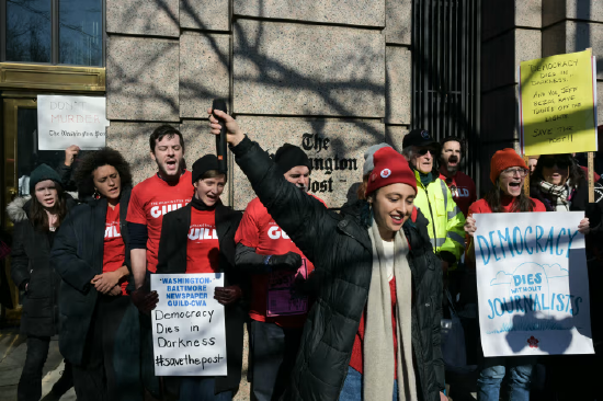 《华盛顿邮报》2025 年亏损超 1 亿美元	，近期裁员 30%