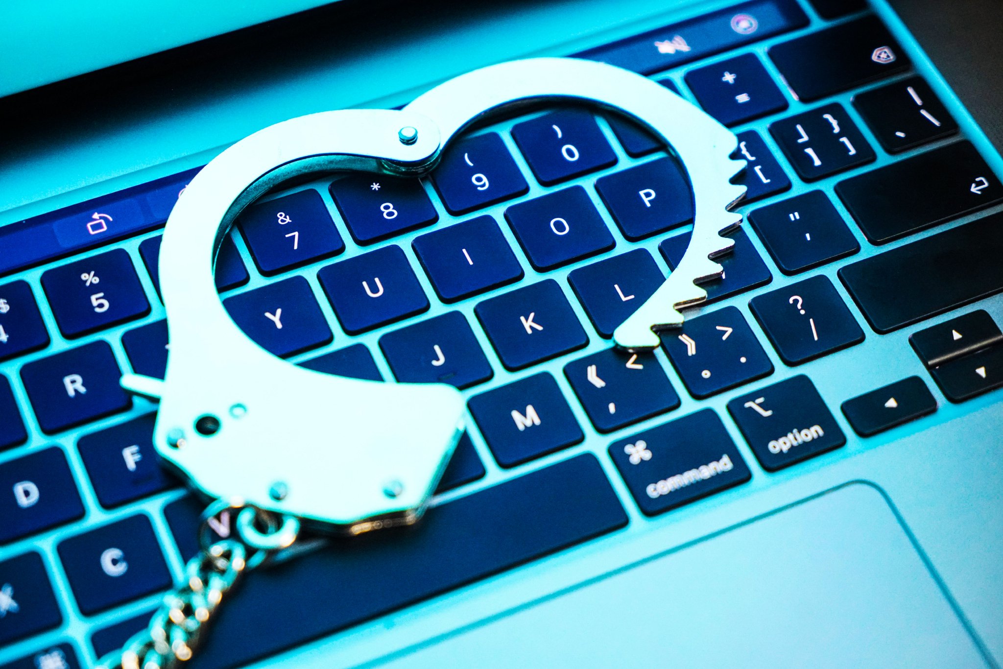 “社工库	”非法“开盒”1.7亿余组个人信息数据	，“群管理员”林某武等5人被提起公诉